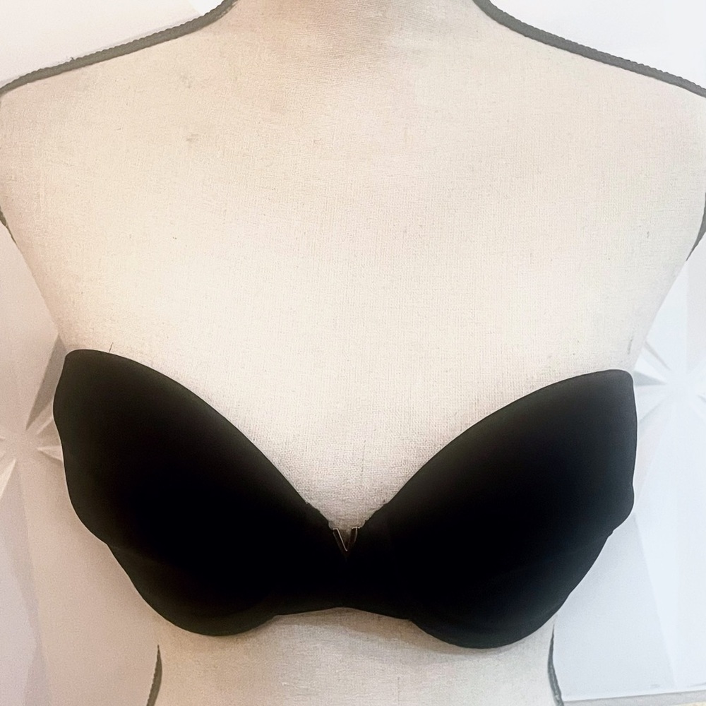 Victoria Secret Multi-way Black Strapless Bra -32DD